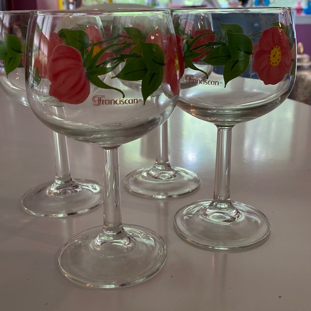 Brand new 4 Franciscan Desert Rose glasses